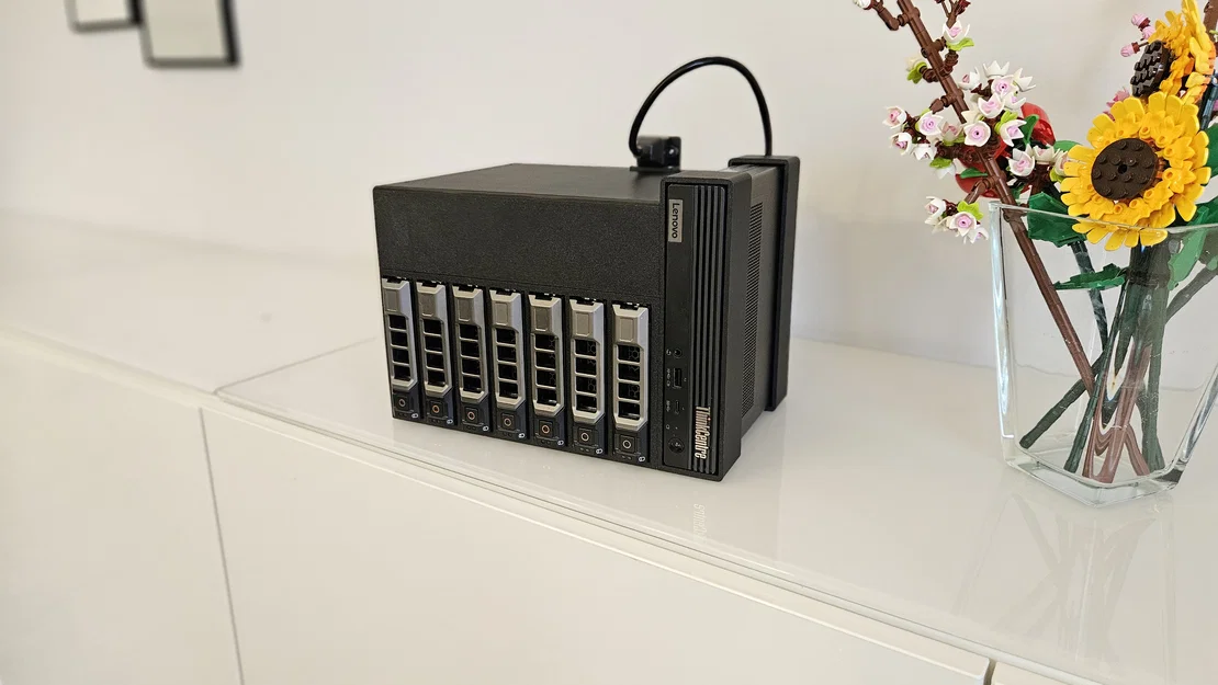 Bộ vỏ NAS in 3D cho Lenovo M90q tích hợp 7 khay Dell hotswap - Image 2