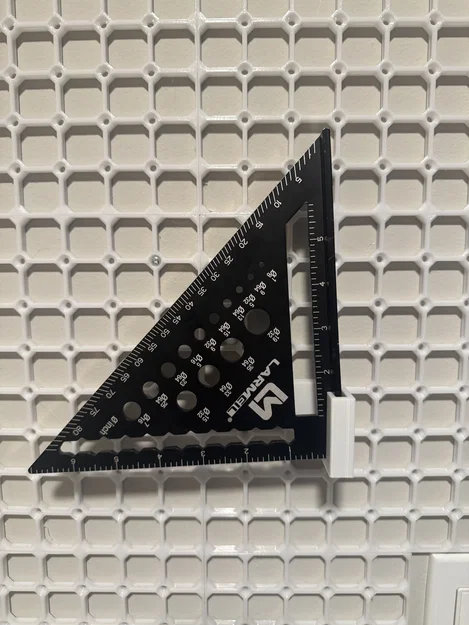 Giá treo thước ê-ke (Speed Square Holder) cho bảng OpenGrid - Image 1