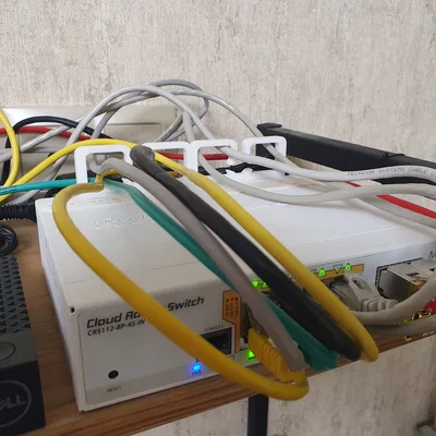 Thanh Kẹp Dây Cáp Gọn Gàng Cho Mikrotik CRS112