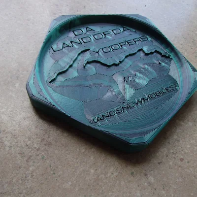 Miếng lót ly 3D thiết kế độc đáo với bản đồ Upper Peninsula