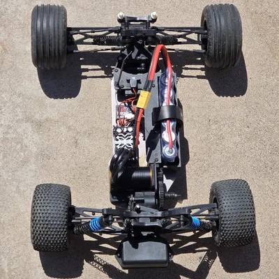 Chuyển đổi HPI Firestorm từ nitro sang điện (HPI Firestorm nitro conversion)