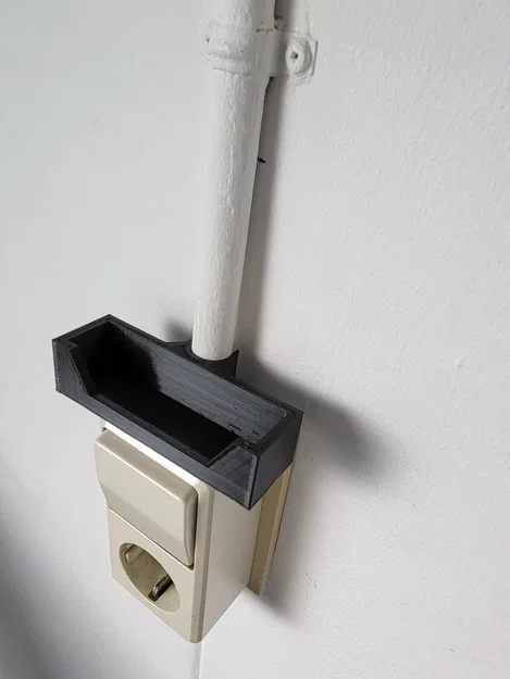 ownMade - Giá đỡ điện thoại gắn ổ cắm tường (Phone Holder Wall Socket) - Image 6