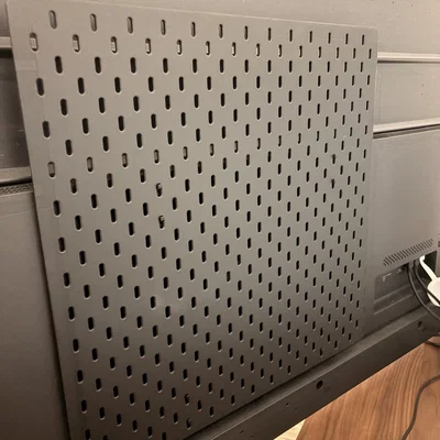 Adapter gắn Skadis vào ngàm TV VESA (300x300mm M8)