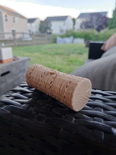 Khúc Gỗ Chất Lượng Cao (High Quality Log) - Image 1