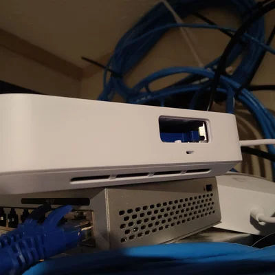 Khay gắn SSD (UCG-NS SSD Tray) cho UniFi Cloud Gateway Ultra