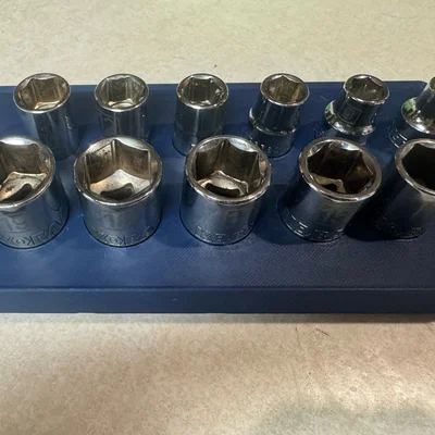 Khay đựng bộ đầu tuýp 11 chi tiết Kobalt hệ Gridfinity