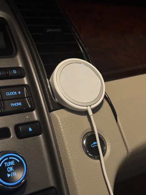 S33D — LIFT — LiftMount — Giá đỡ MagSafe kẹp cửa gió ô tô - Image 2