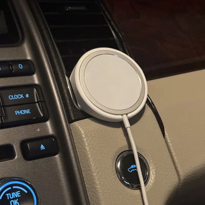 S33D — LIFT — LiftMount — Giá đỡ MagSafe kẹp cửa gió ô tô