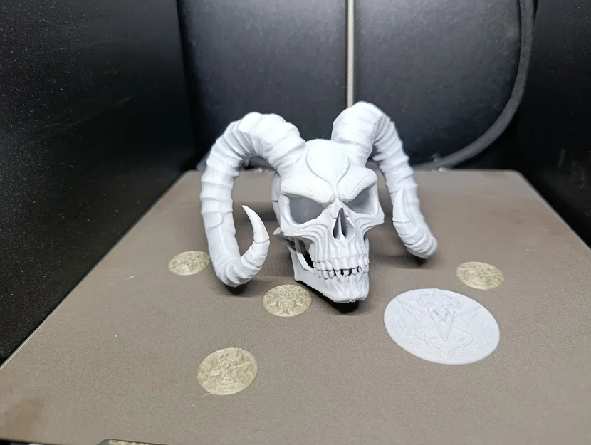 Hộp Sọ Quỷ Có Sừng (The Horned Demonic Skull) - Image 2