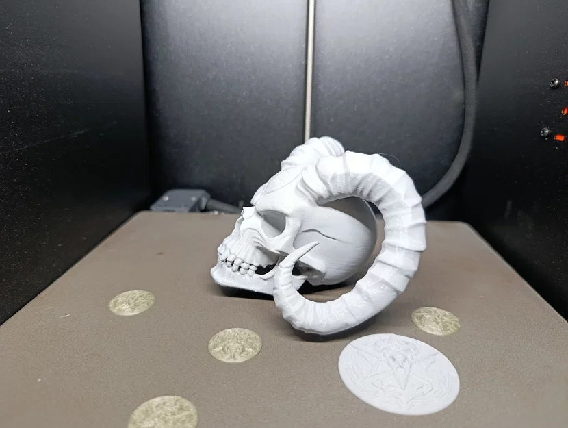 Hộp Sọ Quỷ Có Sừng (The Horned Demonic Skull) - Image 3