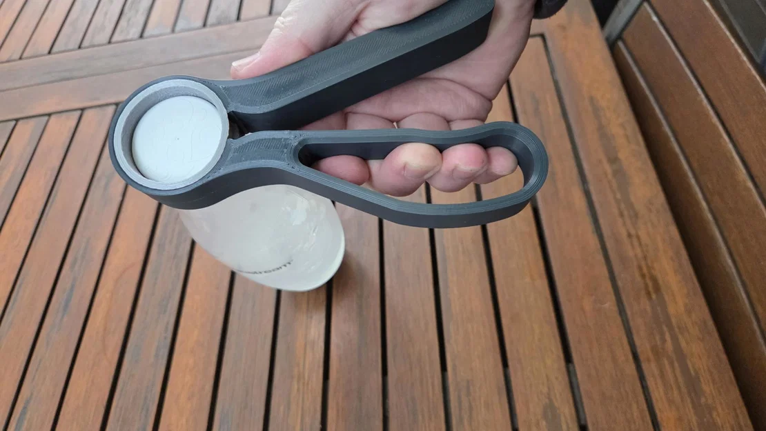 Dụng cụ hỗ trợ mở nắp chai SodaStream (SodaStream bottle top opener) - Image 5