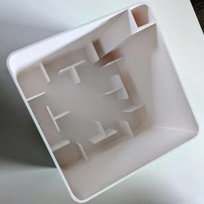 Chậu Tự Tưới Nước 20×20×20 cm (Self-Watering Planter)