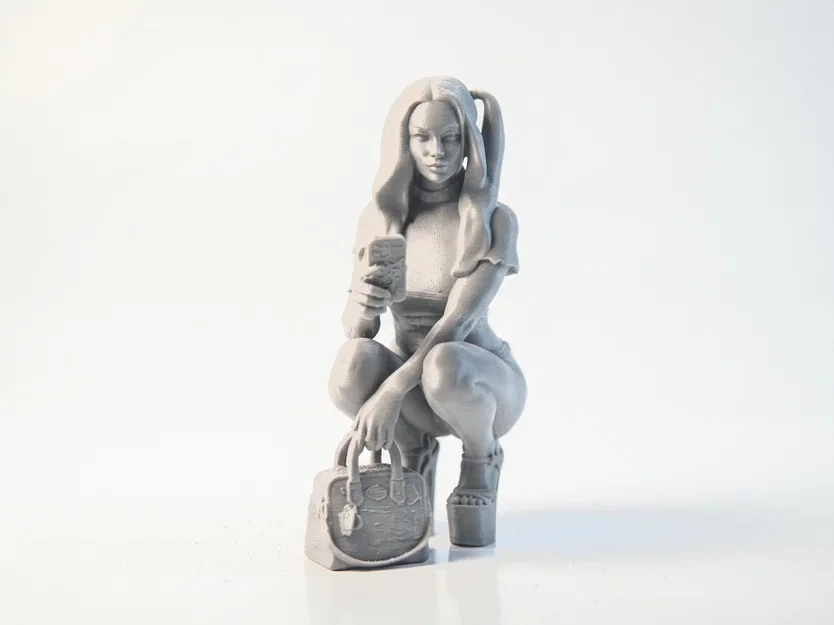 Tượng Harley Quinn Dáng Chồm (Crouching) DC Comics - 3D Printable - Image 1