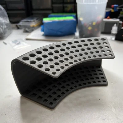 Giá đỡ cọ vẽ (Paint brush holder)