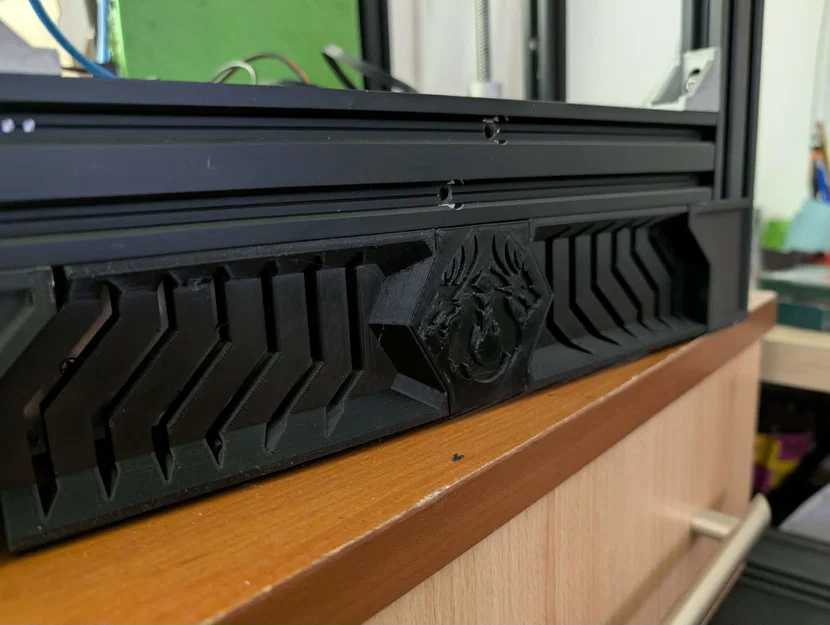 Duender Base Case - front skirt split (tách đường cắt, giấu bằng emblem) - Image 3