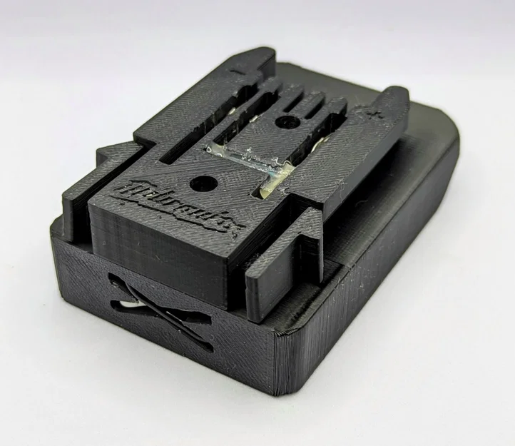 Adapter pin Dewalt sang dụng cụ Milwaukee (Dewalt Battery to Milwaukee Tools adaptor) - Image 2
