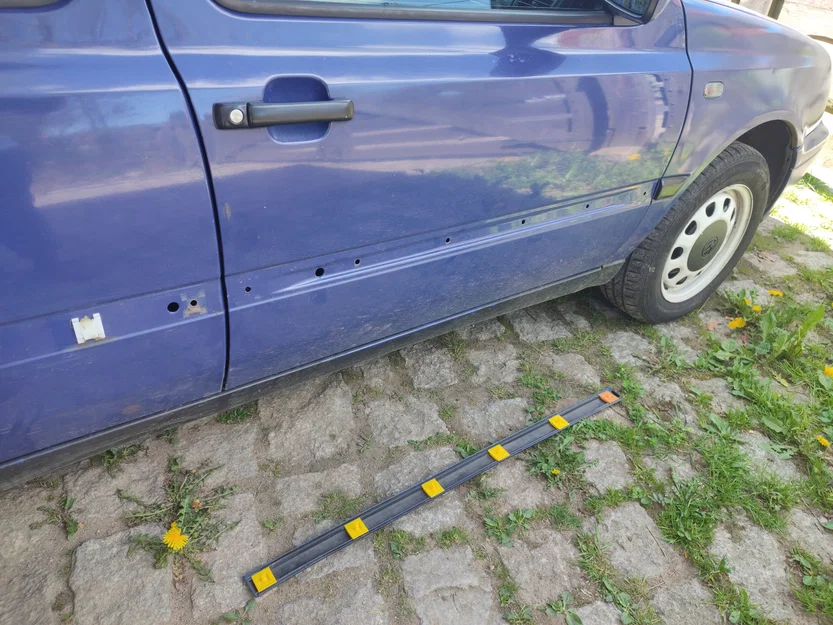 Clip nẹp cửa VW Golf MK3 / Jetta MK3 / Vento (door trim clips) - Image 3