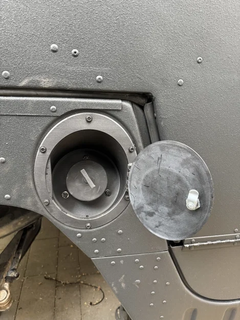 Nắp bình nhiên liệu có khóa cho Humvee (HMMWV) - Thiết kế in 3D bền bỉ - Image 4