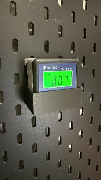 Giá treo tường Skadis cho thiết bị đo góc NeoTeck Level Box - Image 1