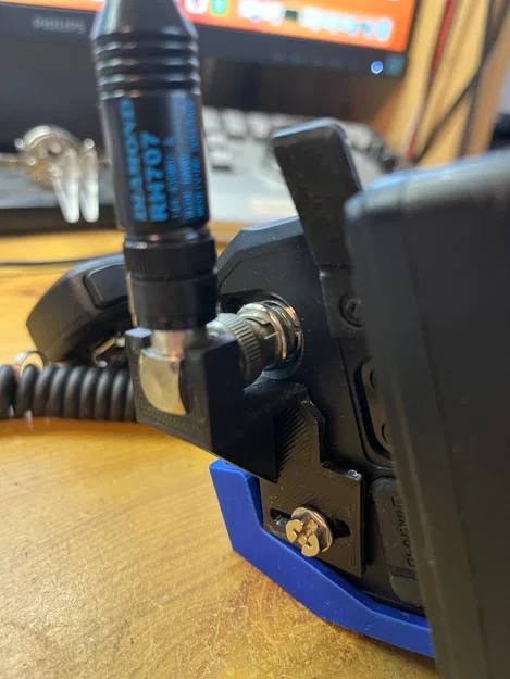Giá đỡ hỗ trợ đầu nối BNC cho Icom 705 - Phụ kiện cho Ham Radio - Image 1