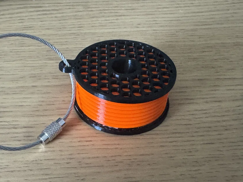 Móc Khóa Hình Cuộn Filament - Image 1