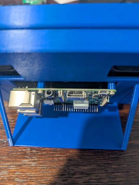 Vỏ và Chân đế cho Màn hình Raspberry Pi 7 Inch HAMTYSAN - Image 6