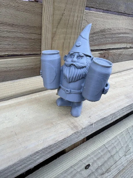 Mô hình chú lùn ôm lon bia - Beer Can Gnome - Image 3