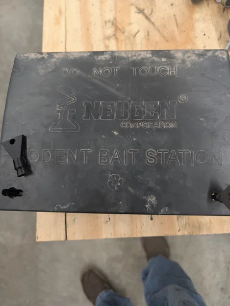 Chìa khóa hộp bẫy chuột Neogen (Neogen Rodent Bait Station Key) - Image 4