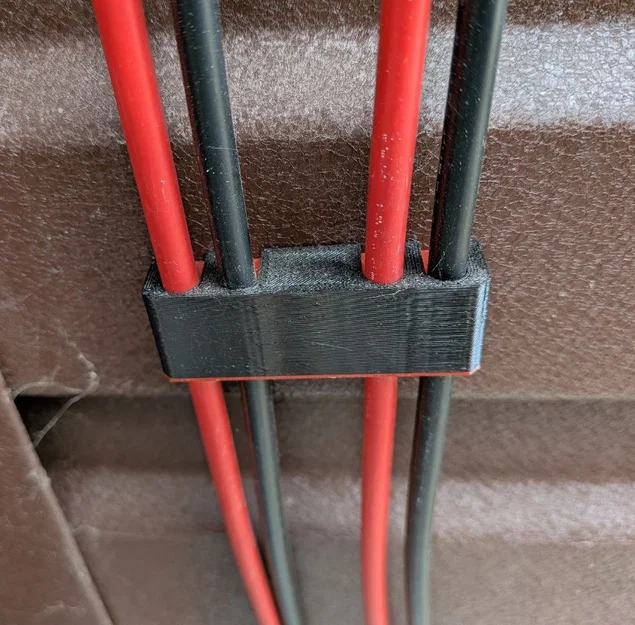 Kẹp Cố Định Dây Cáp Năng Lượng Mặt Trời 6mm (Solar Cable Clip) - Image 1