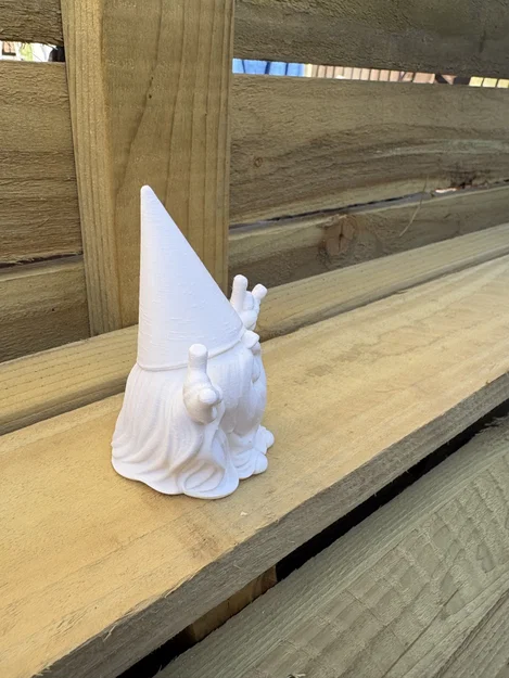Mô hình chú lùn Hippy Gnome vui nhộn - Image 2