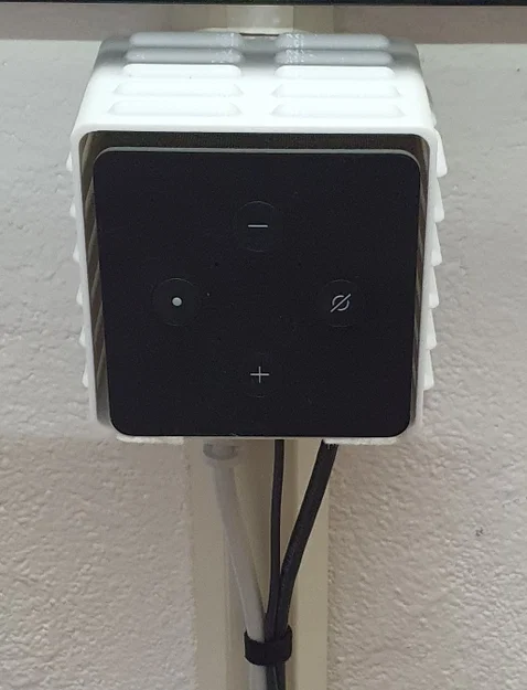Giá treo tường kèm tấm tản nhiệt cho Amazon Fire TV Cube - Image 2