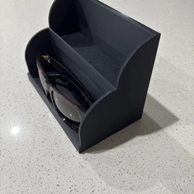 Giá đỡ mắt kính 3D tiện lợi - Giải pháp sắp xếp bàn làm việc gọn gàng