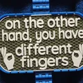Bảng hiệu "On the Other Hand sign" - Thumbnail 1