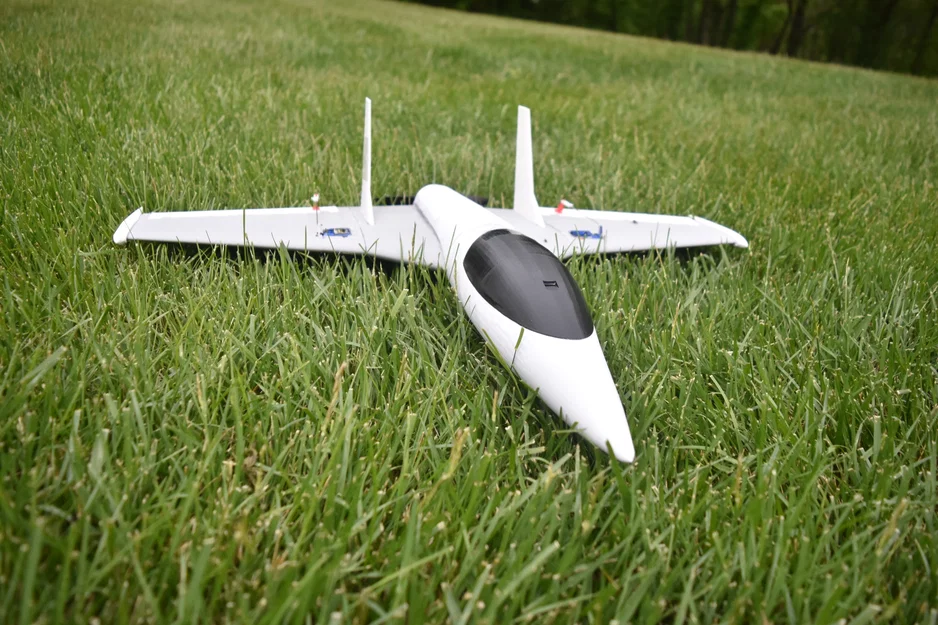 VORTEX -- Máy bay phản lực RC Pusher tốc độ cao - Image 1