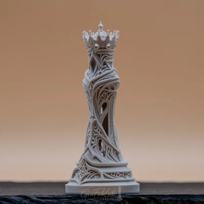 Ornate Eclipse "Queen" - Quân cờ Nữ hoàng đầy quyền uy