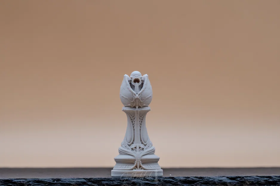 Alien Genesis "Pawn" - Quân tốt trong bộ cờ vua - Image 2