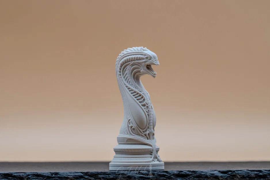 Alien Genesis "Knight" - Quân Mã trong bộ cờ vua - Image 3