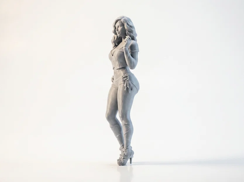 Mô hình 3D Figurine Nữ Booty Shorts Babe - Image 4