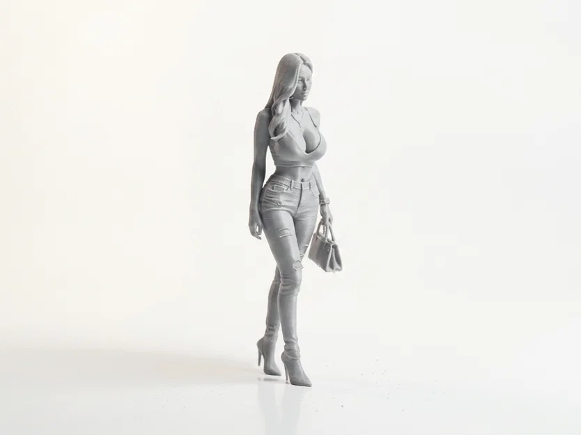 Mô hình Figurine Nữ Mặc Bra và Quần Jeans In 3D - Image 2