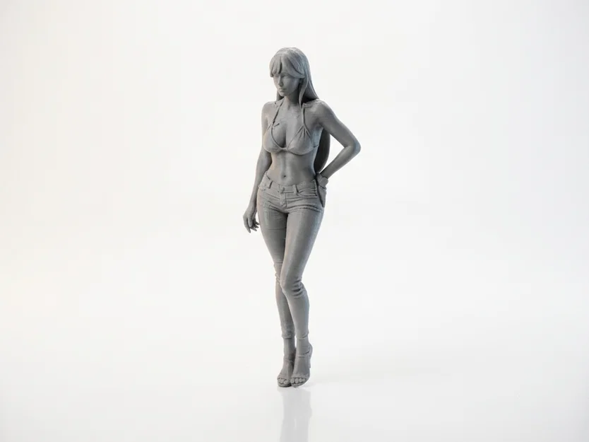 Mô hình tượng người phụ nữ thời trang in 3D - Image 1