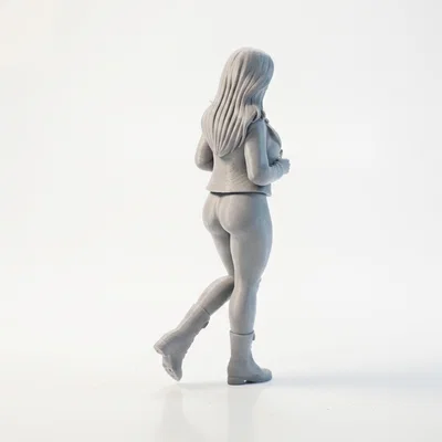 Mô hình 3D Bucket Lady - Tượng nữ giới thời thượng để bàn