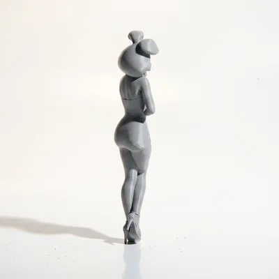 Mô hình tượng cô gái tai thỏ (Bunny Ears Lady) dùng để in 3D