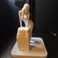 Mô hình nghệ thuật 3D: Mỹ nhân đeo mặt nạ tựa khối rơm cực đẹp - Thumbnail 1