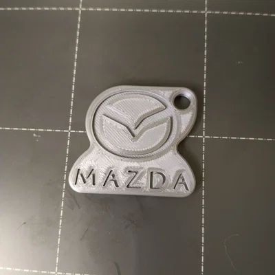 Móc khóa Mazda in 3D thiết kế hai mặt độc đáo