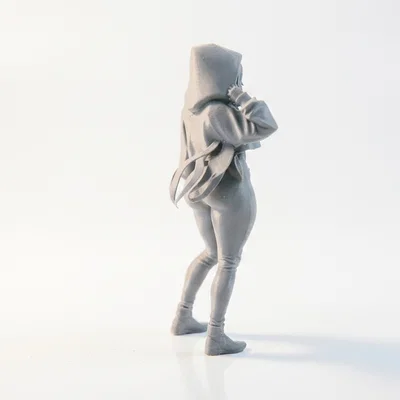 Mô hình tượng cô gái đội mũ trùm đầu in 3D