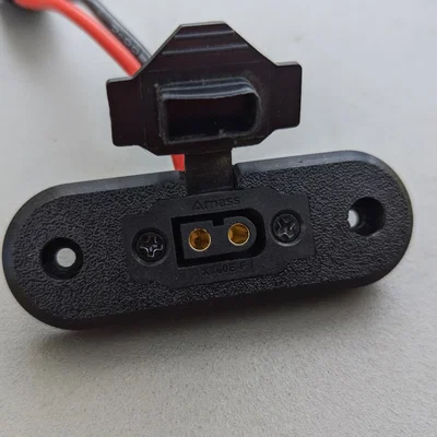 Ngàm cổng sạc Ninebot G3 dùng đầu nối XT60E-F chống nước