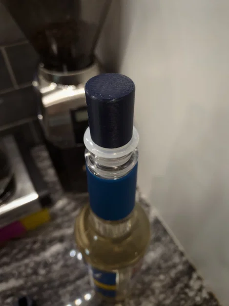 Nắp đậy vòi rót rượu Winco (Bottle Pourer Cap) in 3D tiện lợi - Image 1