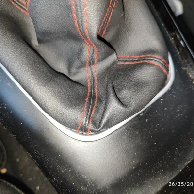 Khung cố định bao cần số cho xe Alfa Romeo Giulietta (Tự in 3D)