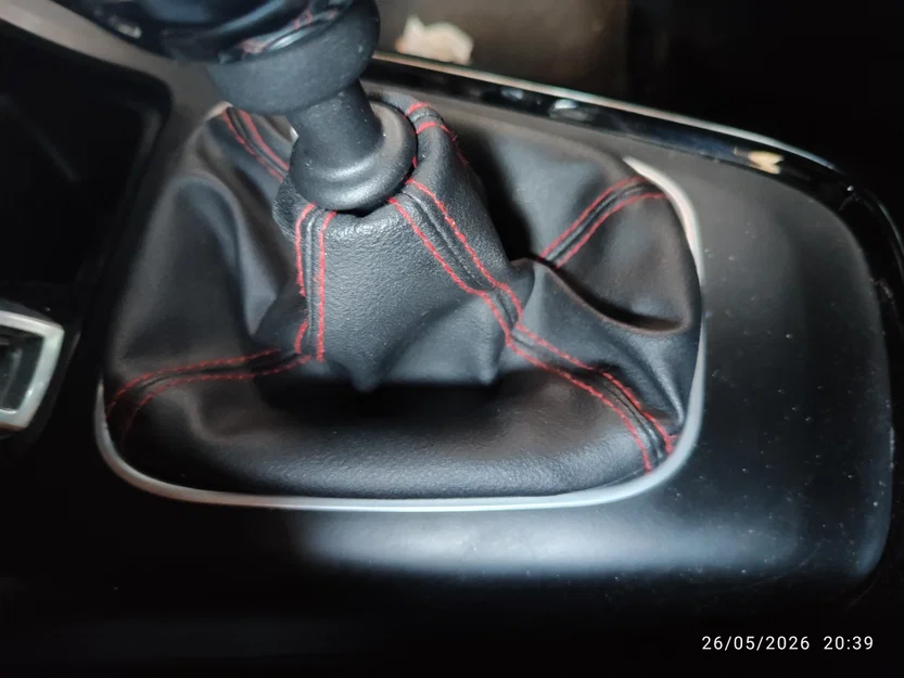 Khung cố định bao cần số cho xe Alfa Romeo Giulietta (Tự in 3D) - Image 3