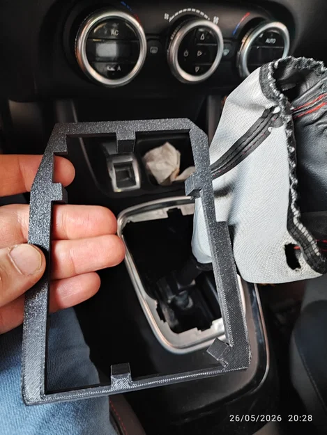 Khung cố định bao cần số cho xe Alfa Romeo Giulietta (Tự in 3D) - Image 6